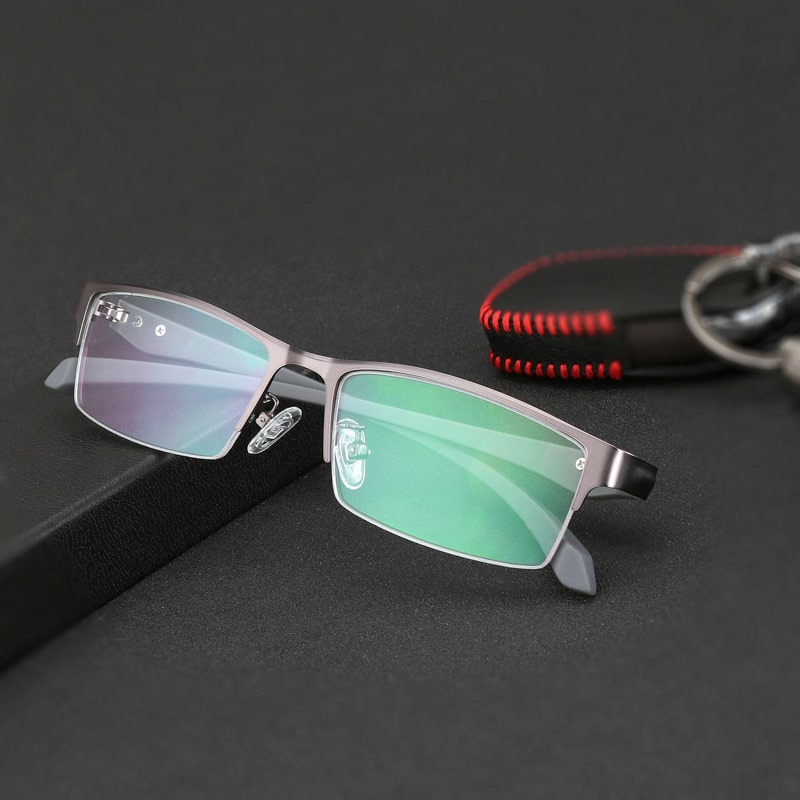 Lunettes à monture en métal ultra-légère
