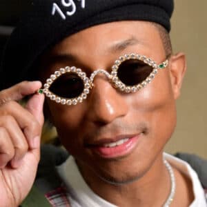 Lunettes de soleil avec monture en diamant