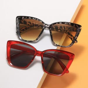 Lunettes carrées simples à la mode pour femmes