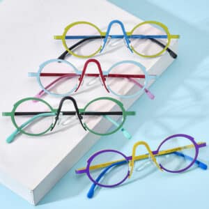 Lunettes de myopie en titane pur ultra-léger et multicolore