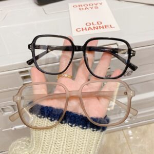 Lunettes à monture carrée simple et polyvalente pour femmes
