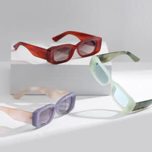 Lunettes de soleil carrées rétro avec monture épaisse et bord gras