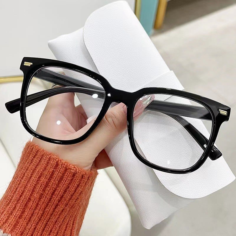 Lunettes de lumière anti-bleue. Lunettes de myopie à large bordure – Image 4