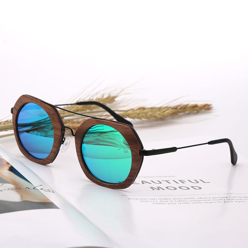 Lunettes de soleil polarisées avec monture en bois tendances pour hommes et femmes – Image 4