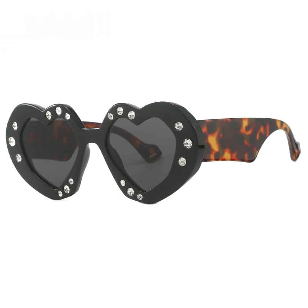 Lunettes de soleil en forme de cœur incrustées de diamant. Lunettes de soleil décoratives pour femmes – Image 4