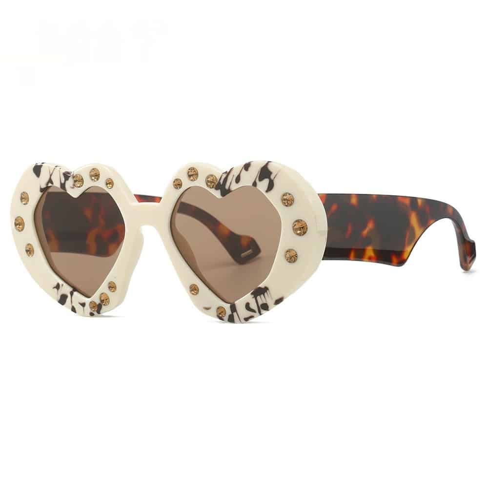 Lunettes de soleil en forme de cœur incrustées de diamant. Lunettes de soleil décoratives pour femmes – Image 6