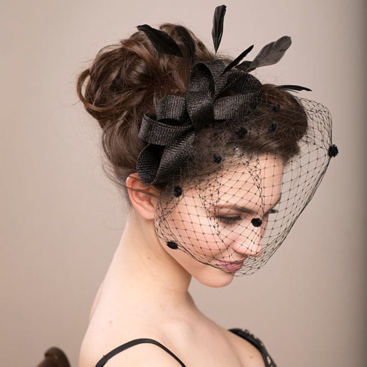 Chapeau de cérémonie et de mariage élégant pour femmes