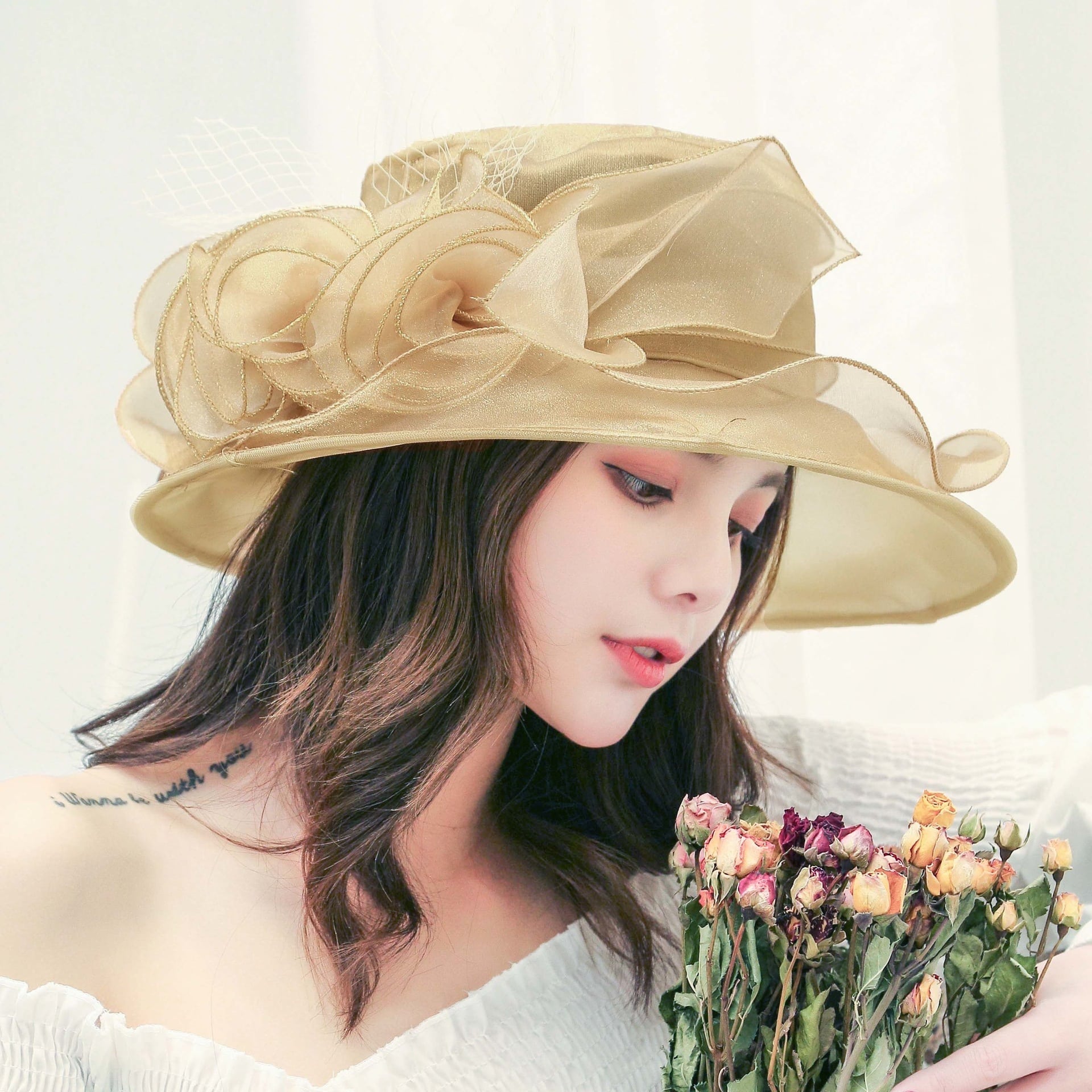 Chapeau de cérémonie et de mariage élégant pour femmes – Image 10