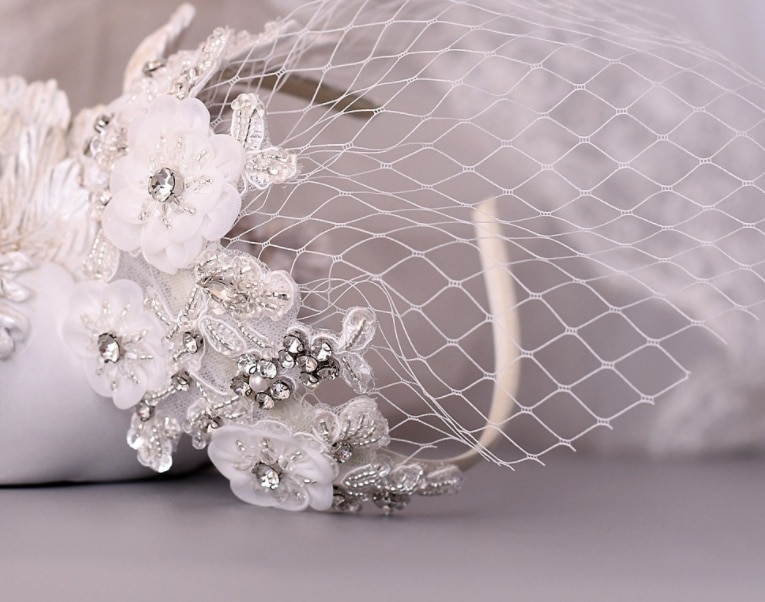 Chapeau de cérémonie et de mariage élégant pour femmes – Image 2