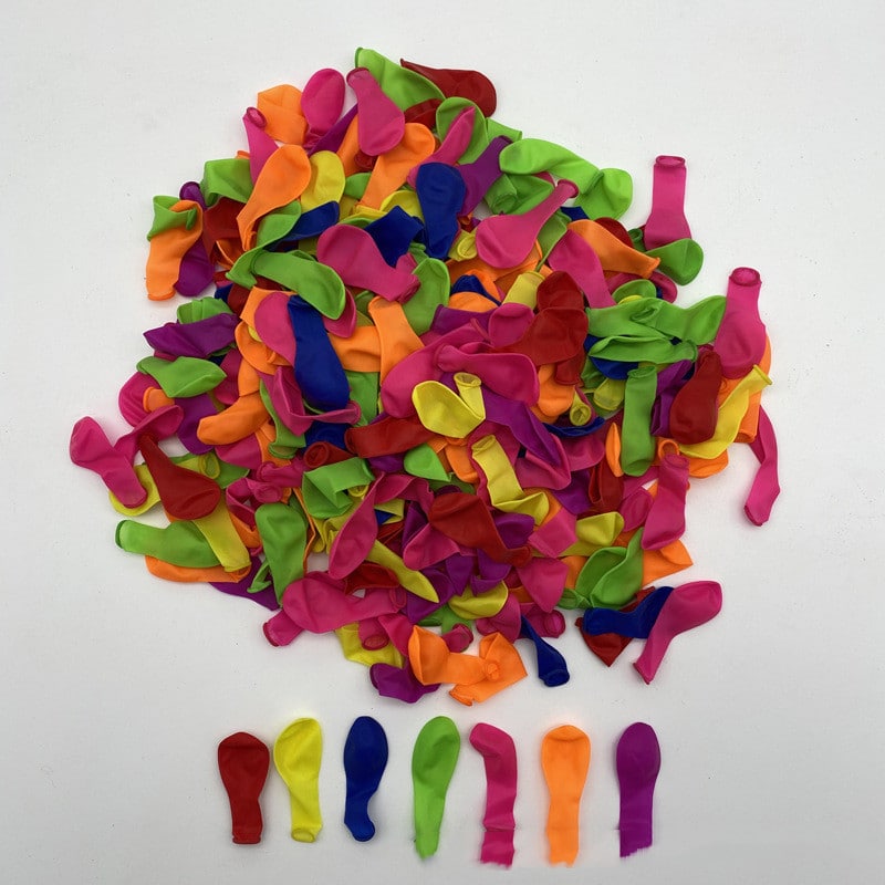 lot de 111 ballons de fête multicolores. Décoration d'anniversaires et d'événements – Image 6